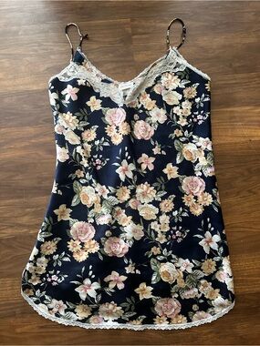 Vintage 1950s Navy Floral Lace-Trim Satin Chemise - Women's Sleepwear